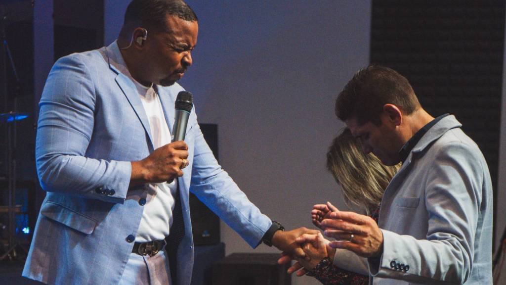 AVIVAMENTO - Miguel Reyes