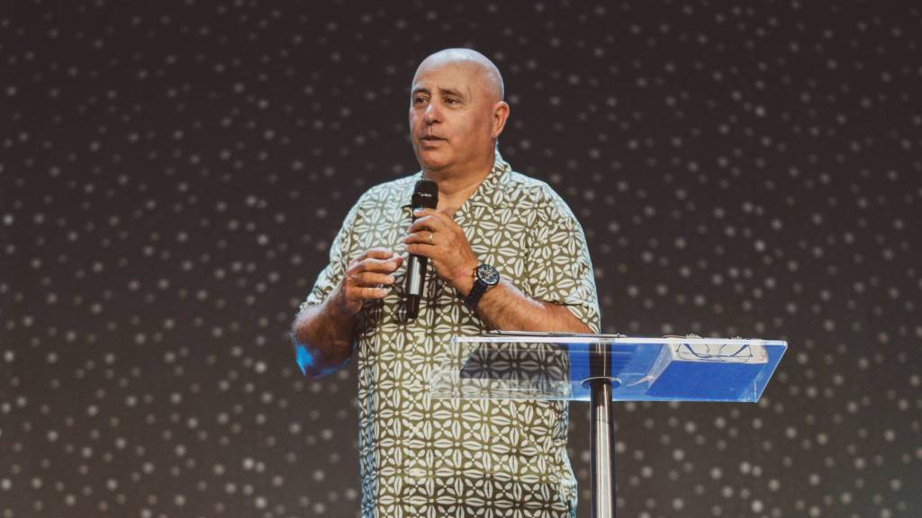 O que fazer em tempos de aflição - António Ferreira