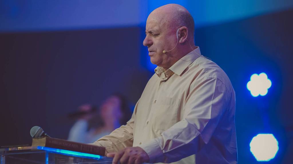 Identidade espiritual - António Ferreira