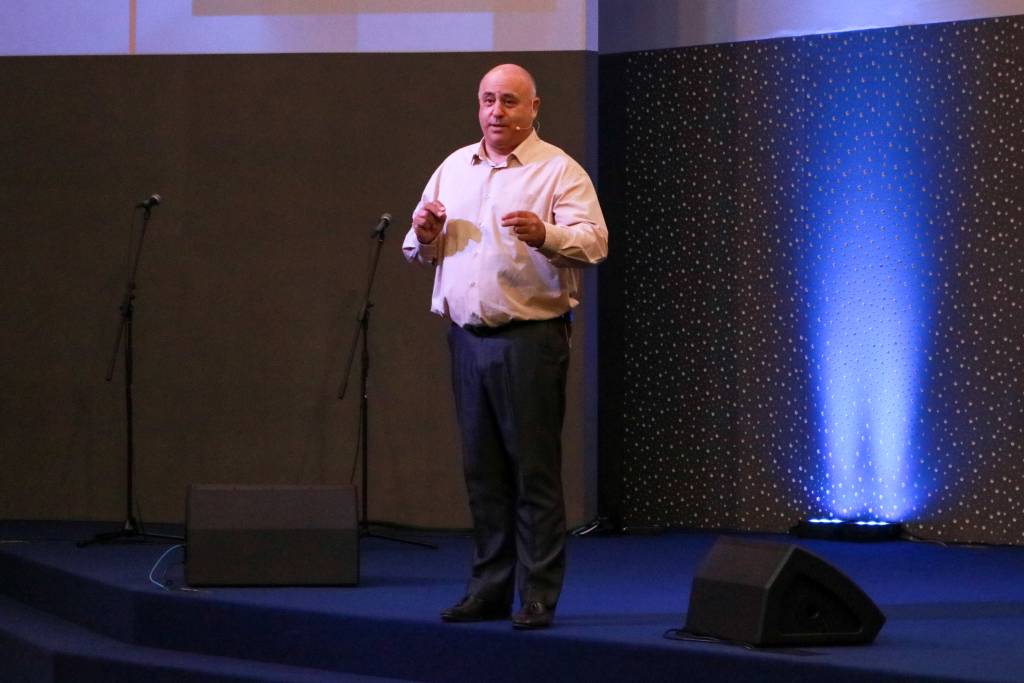 A ideia maravilhosa de Deus - António Ferreira