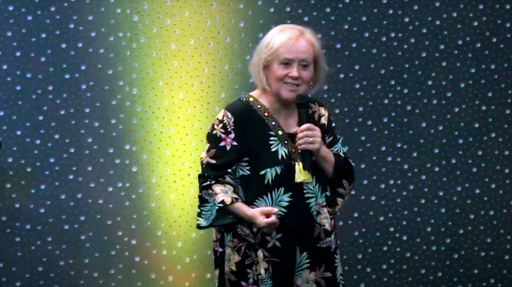 O Poder do nome de Jesus - Gena Ferreira