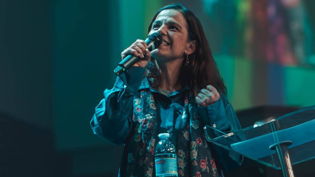 Jesus pode transformar a sua história - Márcia Vagos