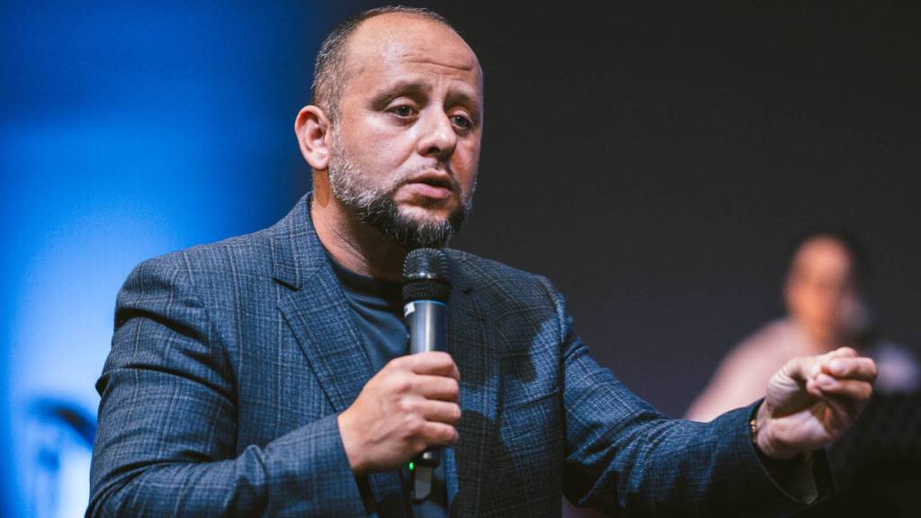 CCA25: Há mais de Deus para ti - Diego Valencia