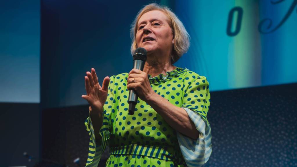 O Pentecostes - Gena Ferreira