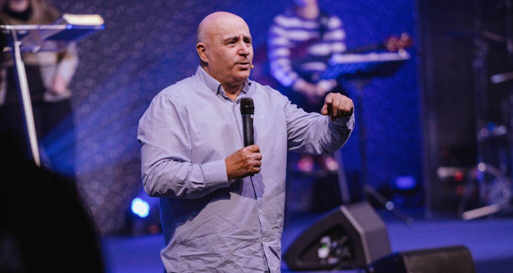 Vencer no dia mau - António Ferreira